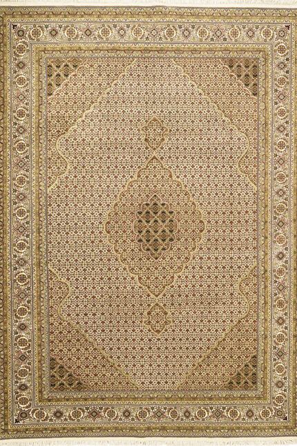Fish Design Rug Handmade Rug Silk & Wool Natural 251X358