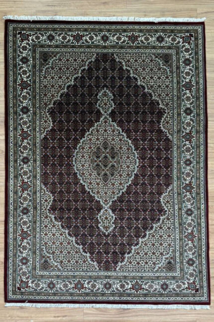 Fish Handmade Rug Silk & Wool Red 247X171