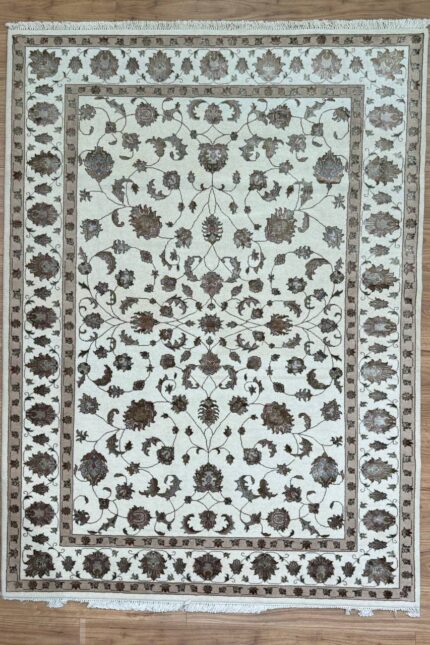 Garden Handmade Rug Silk & Wool Cream & Beige 244X173
