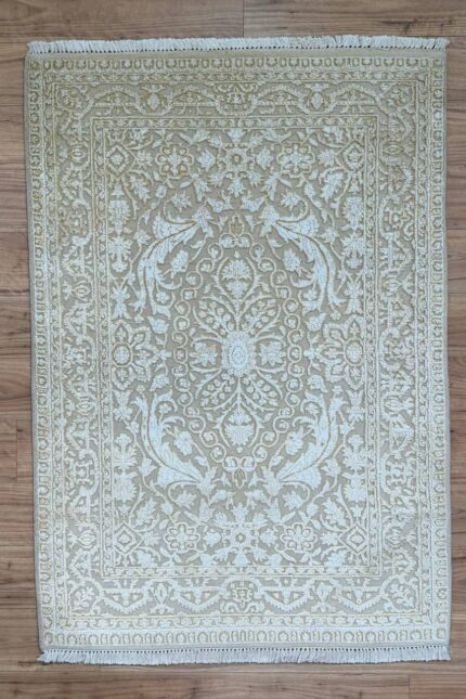 Garden Handmade Rug Silk & Wool Gold & Cream 190X127