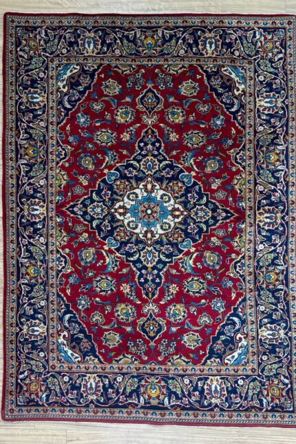 Kashan Handmade Rug Wool Red & Navy 196X140