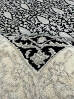 Kashmir Handmade Rug Silk & Wool Black & Cream 302X189