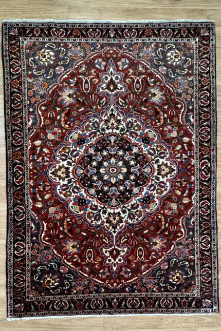 Persian Bakhtiari Handmade Rug Wool Multi Color 313X210