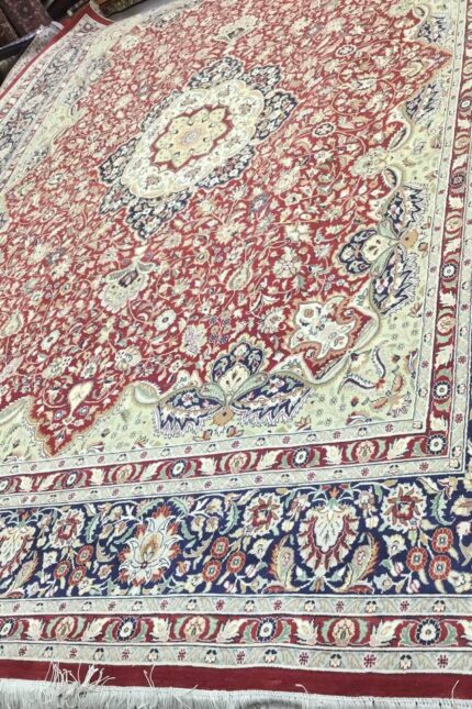 Garden Handmade Rug Wool Red & Cream 430X305