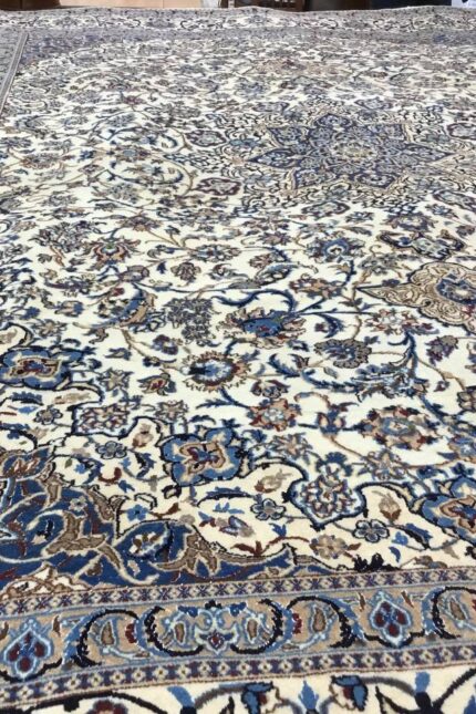 Persian Nain Handmade Rug Silk & Wool Cream & Blue 400X300