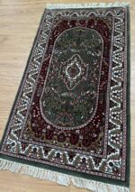 Kashmir Garden Handmade Rug Silk Green & Red 130X77