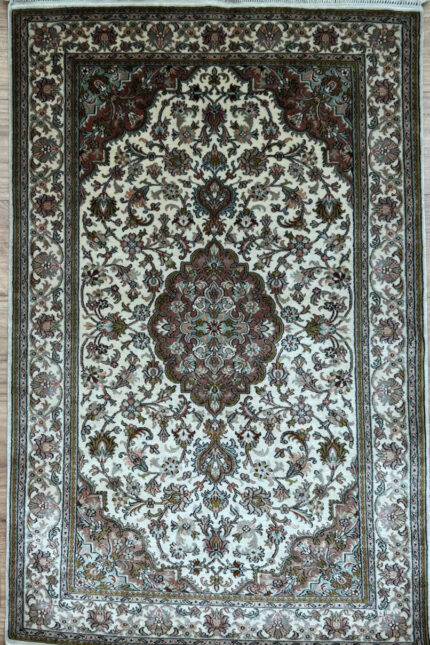 Kashmir Garden Super Fine Silk Cream & Coral 121X76
