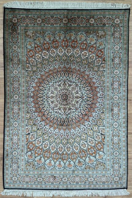 Kashmir Mehrab Handmade Rug Silk Green & Coral 182X124