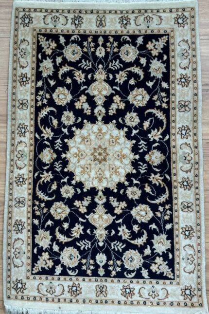 Persian Nain Handmade Rug Silk & Wool Beige & Black 120X74