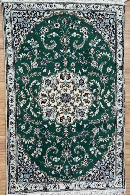 Persian Nain Handmade Rug Silk & Wool Green & Cream 138X85