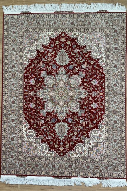 Tabriz Heriz Signature Handmade Rug Silk & Wool White & Red 210X150