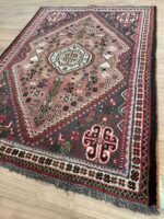 Persian Shiraz Handmade Rug Wool Multi Colour 145X107