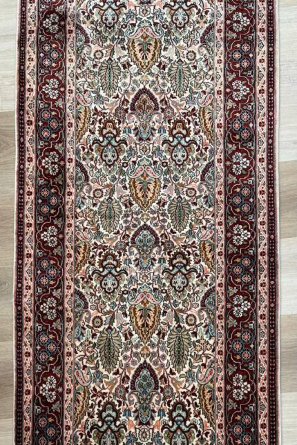 Kashmir Garden Runner Handmade Rug Silk & Silk Beige & Red 198X79