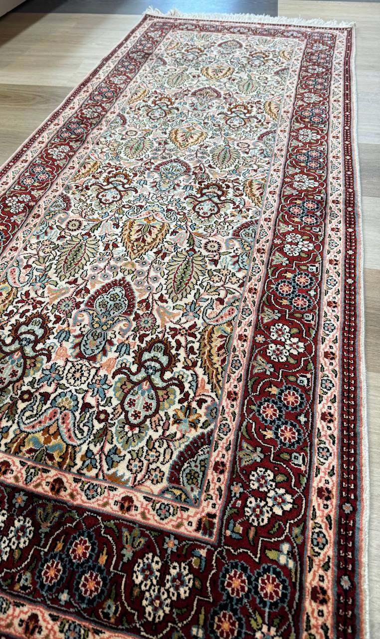 Kashmir Garden Runner Handmade Rug Silk & Silk Beige & Red 198X79 - Image 2