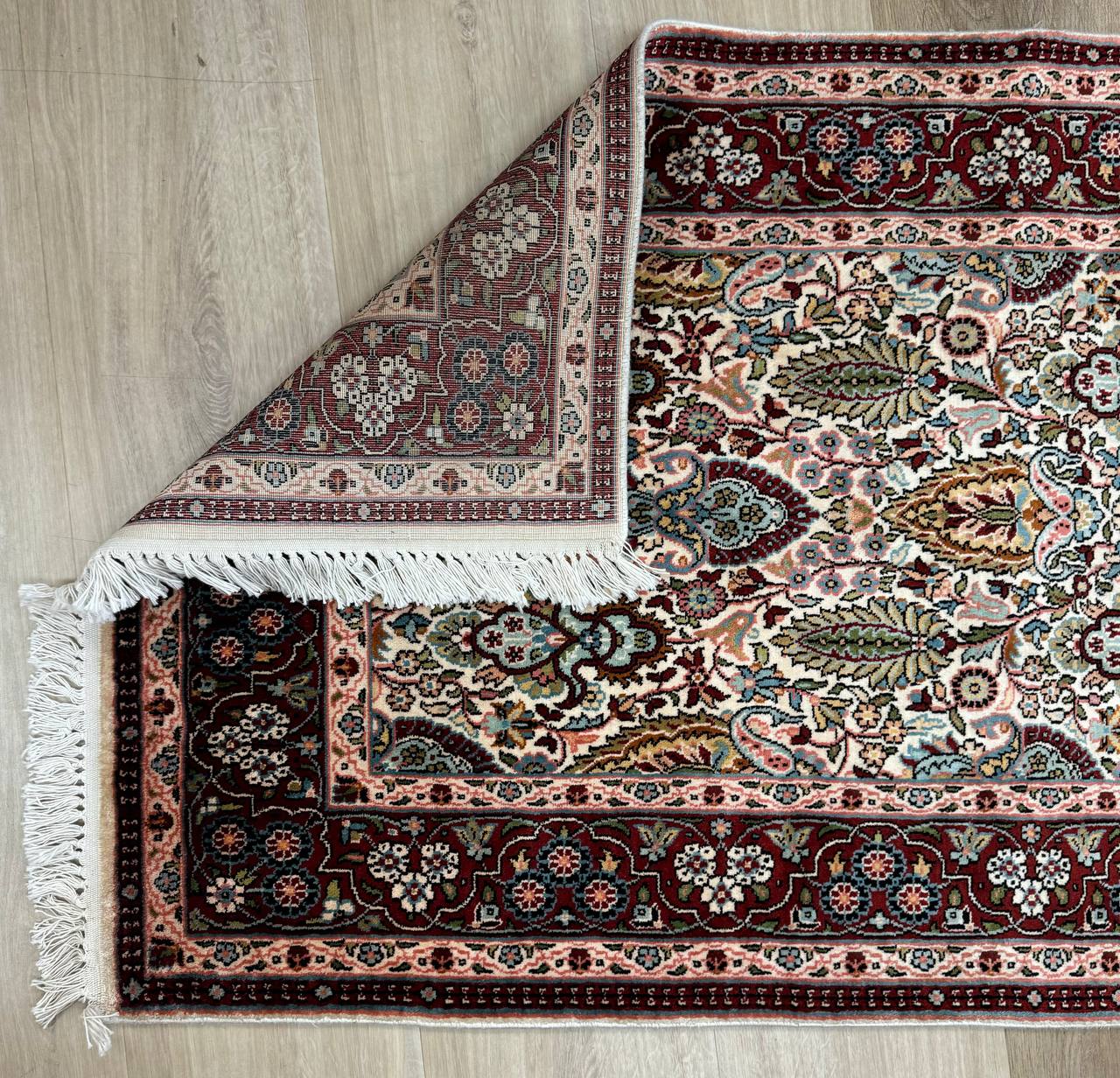 Kashmir Garden Runner Handmade Rug Silk & Silk Beige & Red 198X79 - Image 4