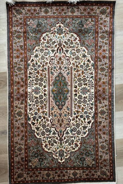 Kashmiri Garden Handmade Rug Silk Beige Multi Colour 153X90