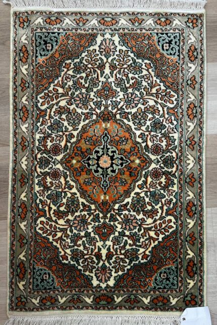 Kashmiri Garden Unique Handmade Rug Silk White & Garden & Coral 94X61