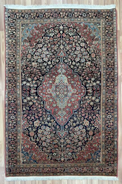 Persian Kashan Antique Handmade Rug Wool Natural & Red Colour 210X144